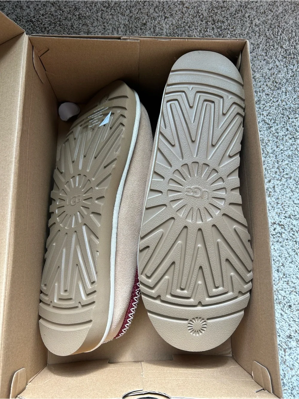 UGG Men’s size 12 Sand Suede Slip-On Slippers with Burgundy Trim